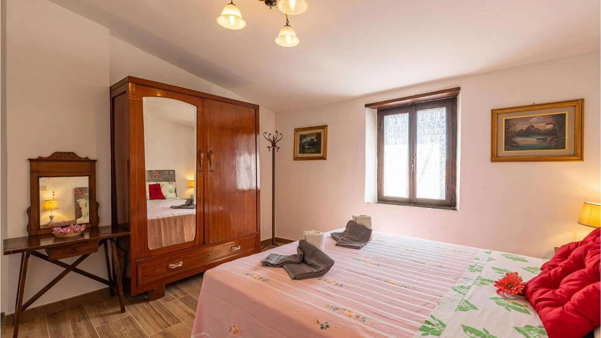Tatil Evi Lovely Home In Marliana With Wifi